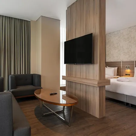 Ramada Encore Bayrampasa 4* İstanbul