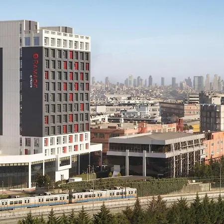 Hotel Ramada Encore Bayrampasa 4*
