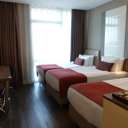 伊斯坦布尔拜拉姆贝沙华美达安可酒店 酒店 伊斯坦布尔