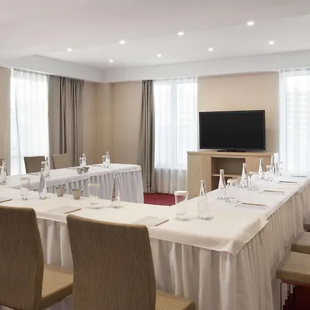 伊斯坦布尔拜拉姆贝沙华美达安可酒店 酒店