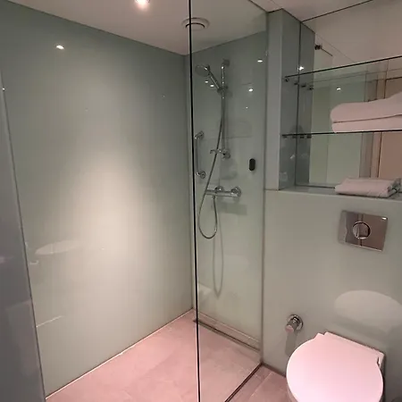 Отель Ramada Encore Bayrampasa 4*