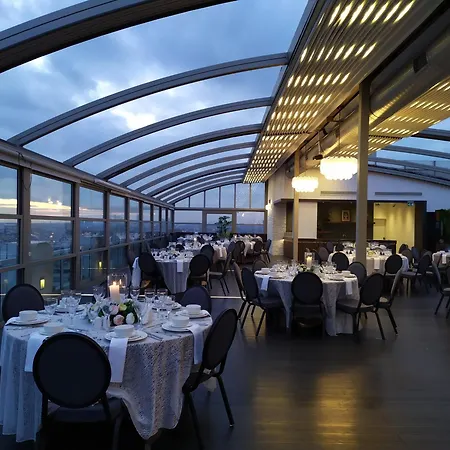 伊斯坦布尔拜拉姆贝沙华美达安可酒店 酒店 4*