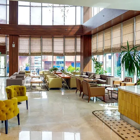 伊斯坦布尔拜拉姆贝沙华美达安可酒店 4*