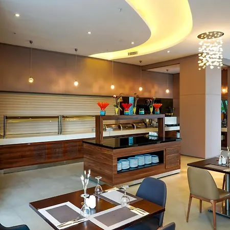 Ramada Encore Bayrampasa 4* Стамбул