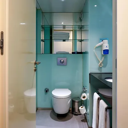 Ramada Encore Bayrampasa 4*
