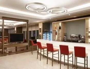 Ramada Encore Bayrampasa Hotel 4*