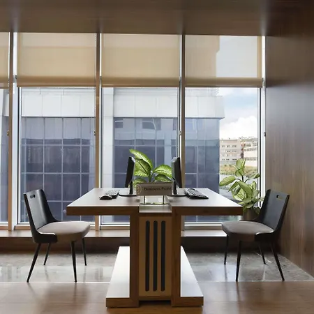 رامادا انكور إسطنبول بايرامباسا فندق