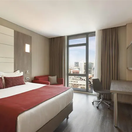 Hotel Ramada Encore Bayrampasa 4*