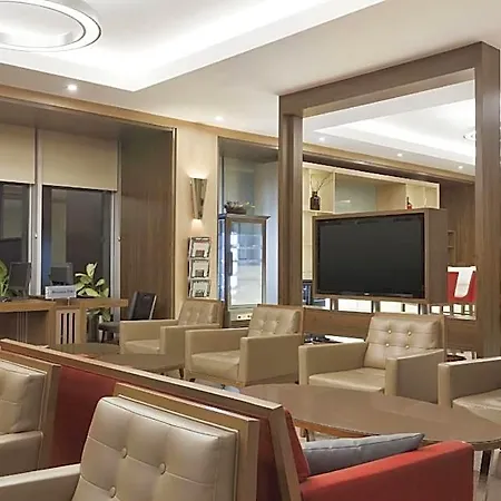 Ramada Encore Bayrampasa 4* 이스탄불
