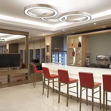 Ramada Encore Bayrampasa 4*