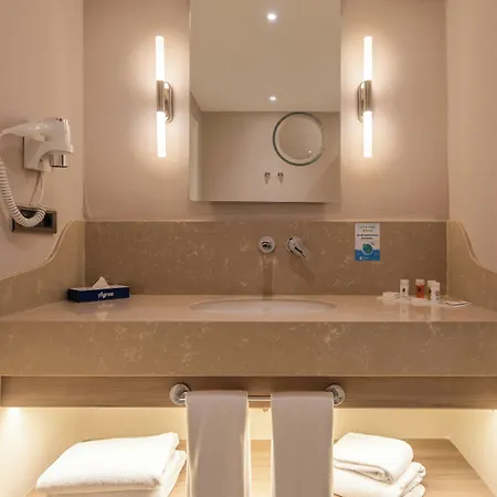 Ramada Encore Bayrampasa 4* Istanbul