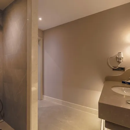 Ramada Encore Bayrampasa Otel İstanbul