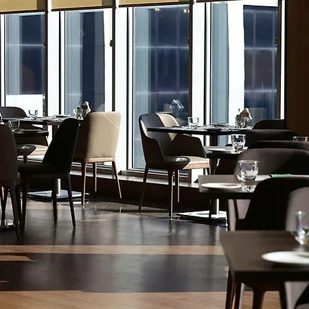 Hotel Ramada Encore Bayrampasa 4*