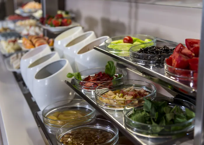 Ξενοδοχείο Ramada Encore Bayrampasa 4*