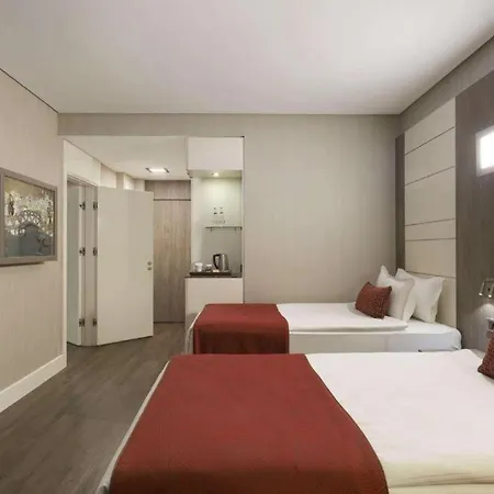 Ramada Encore Bayrampasa מלון 4*